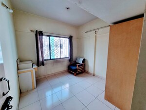 Bedroom in 2 BHK Apartment at Kothrud – for Rent