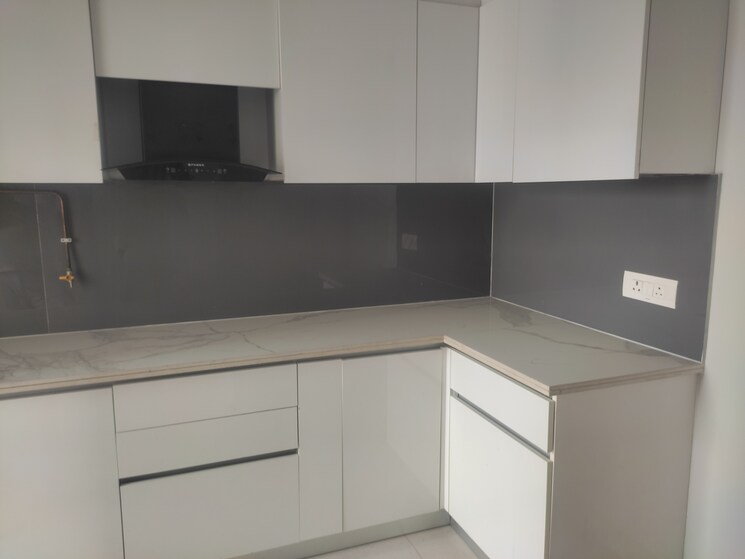 Kitchen, central-park-flower-valley-aqua-front-towers 3 Bedroom 1789 Sq.Ft. Builder Floor In Sohna Sector 33 Gurgaon 9514913