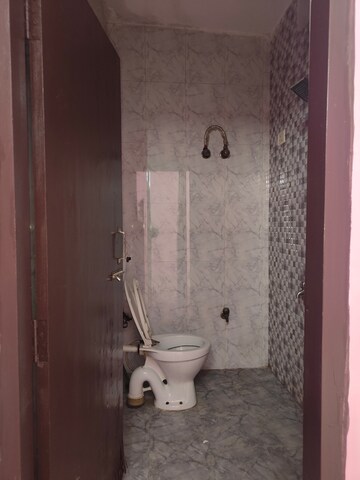 Bathroom in 1 RK Independent House at Sarita Vihar Pocket-C RWA, Sarita Vihar – for Rent
