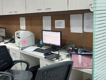 Team Area in  Office Space at Thacker Tower, Vashi Sector 17 – for Rent