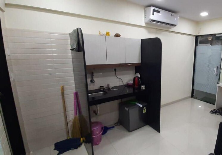 Team Area, thacker-tower Commercial Office Space 530 Sq.Ft. In Vashi Sector 17 Navi Mumbai 9514972