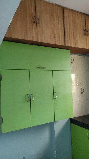 Furnished Amenities in 2 BHK Apartment at Bhavesh Plaza, Nalasopara West – for Rent