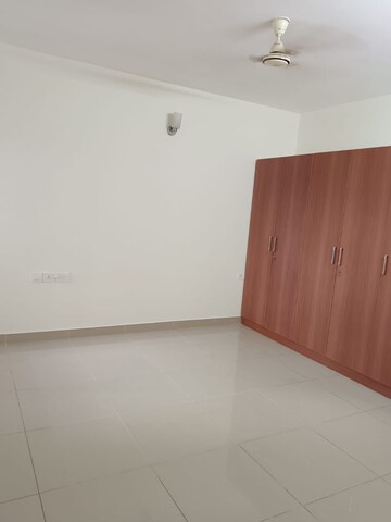 Room in 3 BHK Apartment at Mantri Webcity, Hennur – for Rent