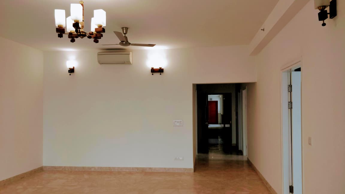 3 BHK + Servant Room Apartment For Rent in Emaar The Palm Drive-The Premier Terraces