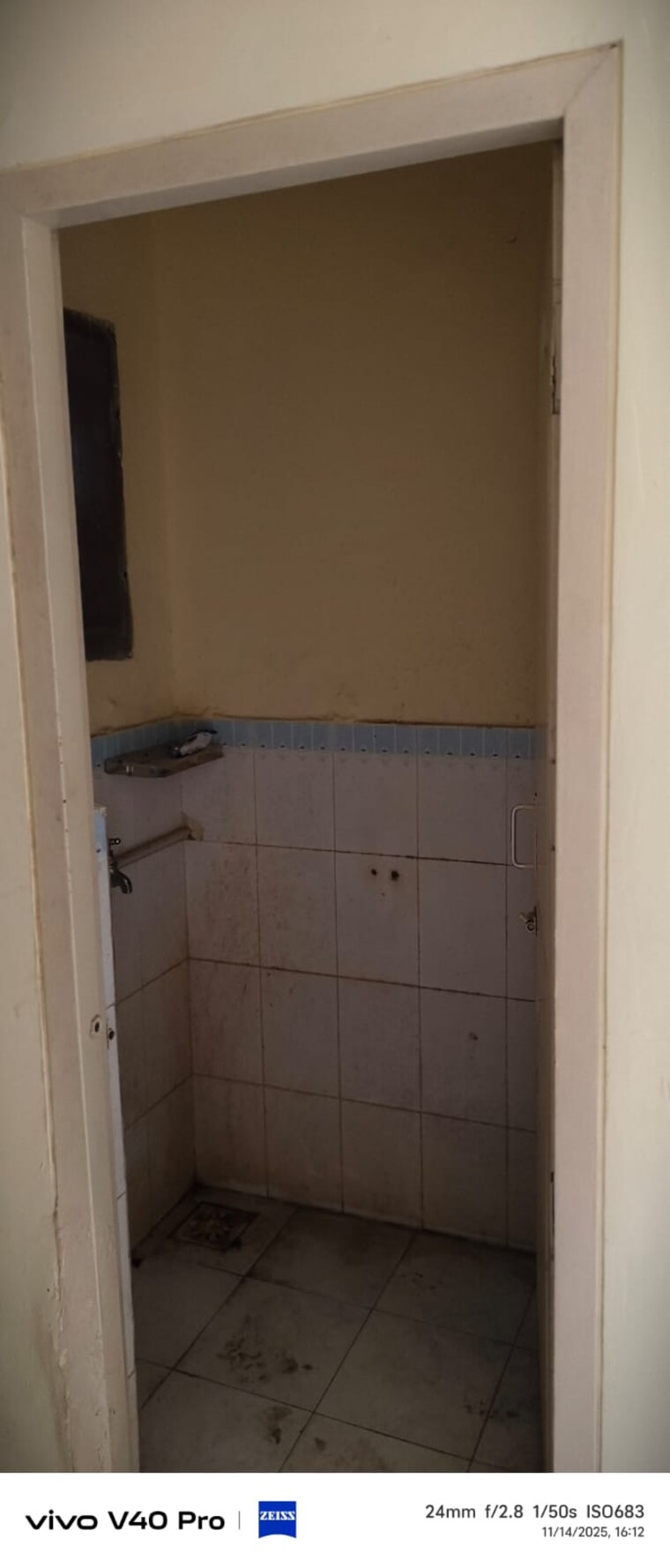 Bathroom, shivaji-raje-complex 1 RK 345 Sq.Ft. Apartment In Kandivali West Mumbai 9515022