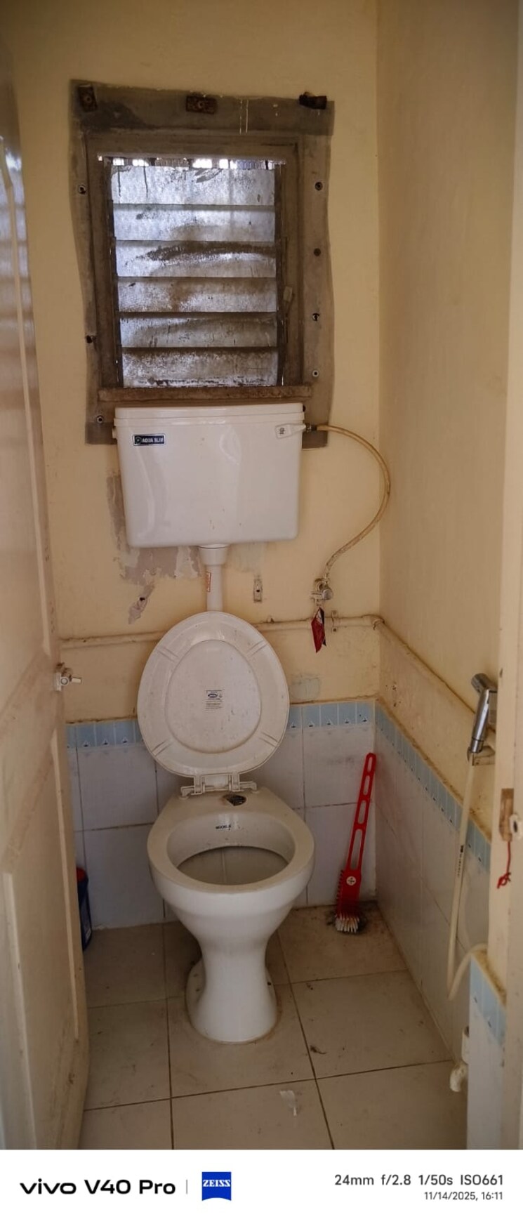 Attached Bathroom, shivaji-raje-complex 1 RK 345 Sq.Ft. Apartment In Kandivali West Mumbai 9515022