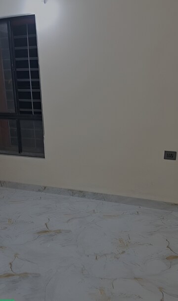 Room in 3 BHK Apartment at Kolte Patil Aleria, Kharadi – for Rent