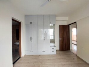 Room in 3 BHK Apartment at Shapoorji Pallonji Joyville Phase 2, Sector 102 – for Rent