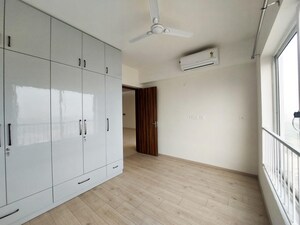 Room in 3 BHK Apartment at Shapoorji Pallonji Joyville Phase 2, Sector 102 – for Rent