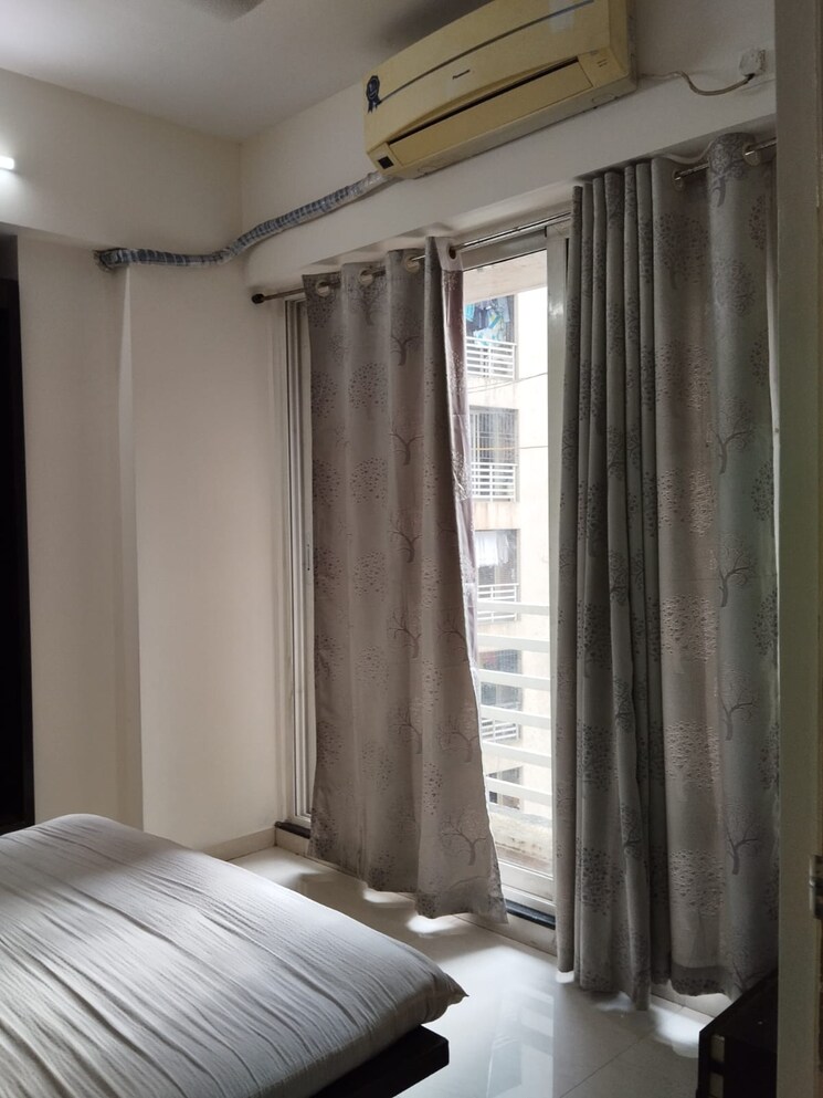 undefined, rdc-pinewood 2 Bedroom 650 Sq.Ft. Apartment In Thane West Thane 9515079