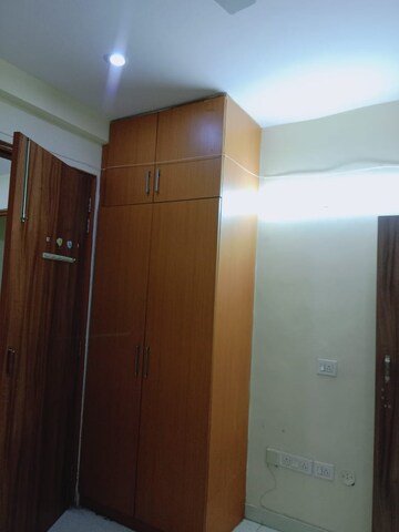 Furnished Amenities in 3 BHK Builder Floor at Vasant Kunj – for Rent