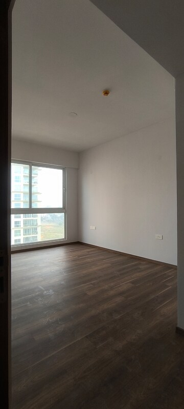 Room in 3 BHK Apartment at Conscient Hines Elevate, Sector 59 – for Rent