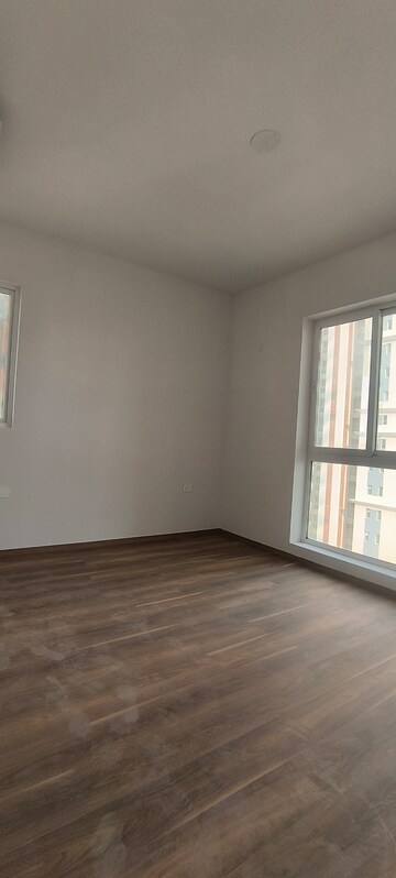 Room in 3 BHK Apartment at Conscient Hines Elevate, Sector 59 – for Rent