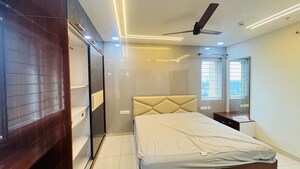 Room in 2.5 BHK Apartment at Aparna Sarovar Zenith, Nallagandla – for Rent