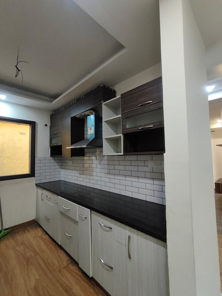 Kitchen, unitech-greenwood-city-apartment 3 Bedroom 2800 Sq.Ft. Builder Floor In Sector 45 Gurgaon 9515177