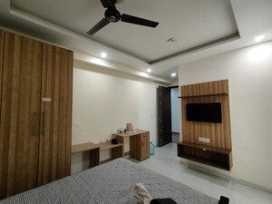 Living Room in 3 BHK Builder Floor at Unitech Greenwood City Apartment, Sector 45 – for Rent