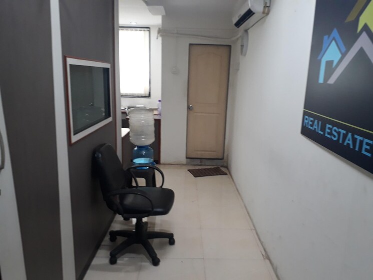 Gym, haware-fantasia Commercial Office Space 550 Sq.Ft. In Vashi Sector 28 Navi Mumbai 9515181