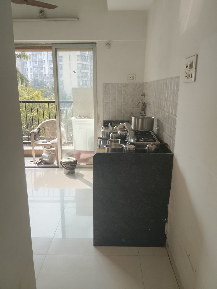 Kitchen, new-homes-subodh 1 RK 415 Sq.Ft. Apartment In Owale Thane 9515198