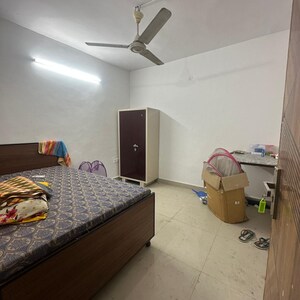 Bedroom in 1 RK Apartment at Katwaria Sarai – for Rent