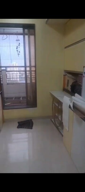 Living Room in 2 BHK Apartment at Neelkanth Palms, Kapur Bawdi – for Rent