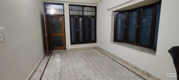 Room in 3 BHK Builder Floor at Amwala Uparla – for Rent
