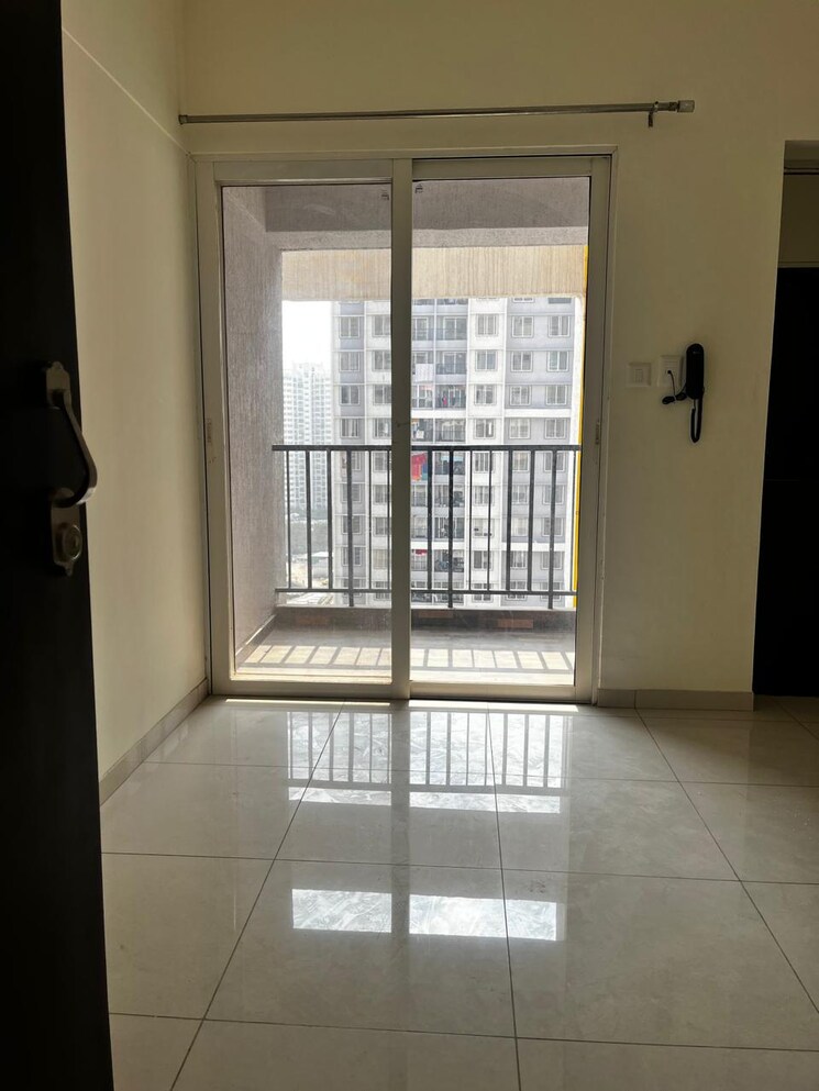 Room, kolte-patil-life-republic-r-10 2 Bedroom 650 Sq.Ft. Apartment In Hinjewadi Pune 9515282