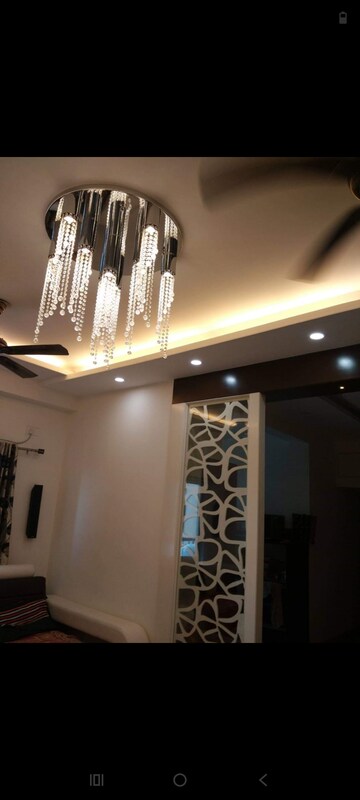 Furnished Amenities in 3 BHK Apartment at Antriksh Golf View, Sector 78 – for Rent