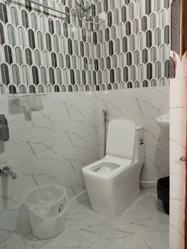 Bathroom, kondapur 2 Bedroom 1150 Sq.Ft. Apartment In Kondapur Hyderabad 9515401