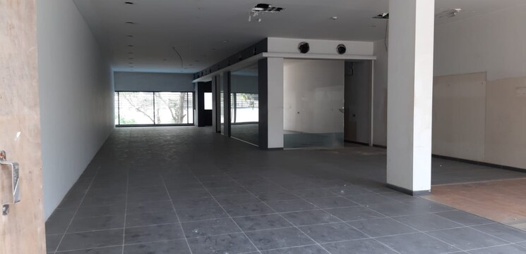 Room, marathon-futurex Commercial Office Space 2600 Sq.Ft. In Lower Parel Mumbai 9515425