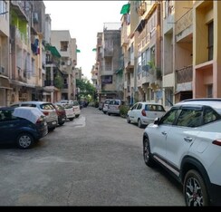 2 BHK + Pooja Room,Servant Room Apartment For Sale in Sector 17 Dwarka