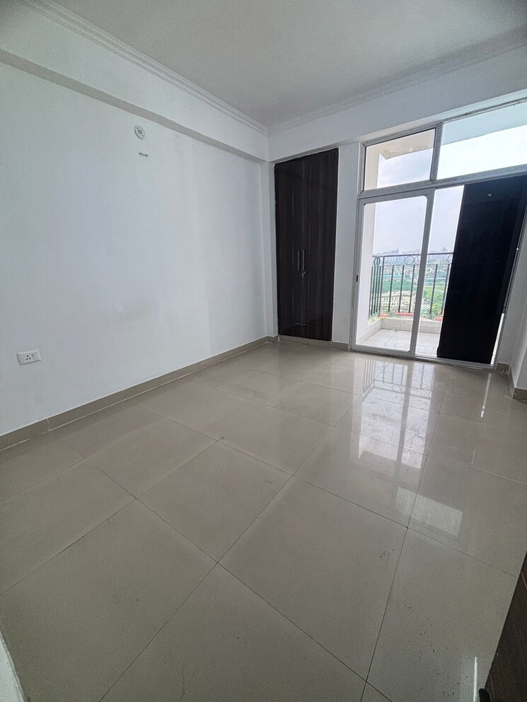 Room, nirala-estate 2 Bedroom 955 Sq.Ft. Apartment In Tech Zone 4 Greater Noida Greater Noida 9515517