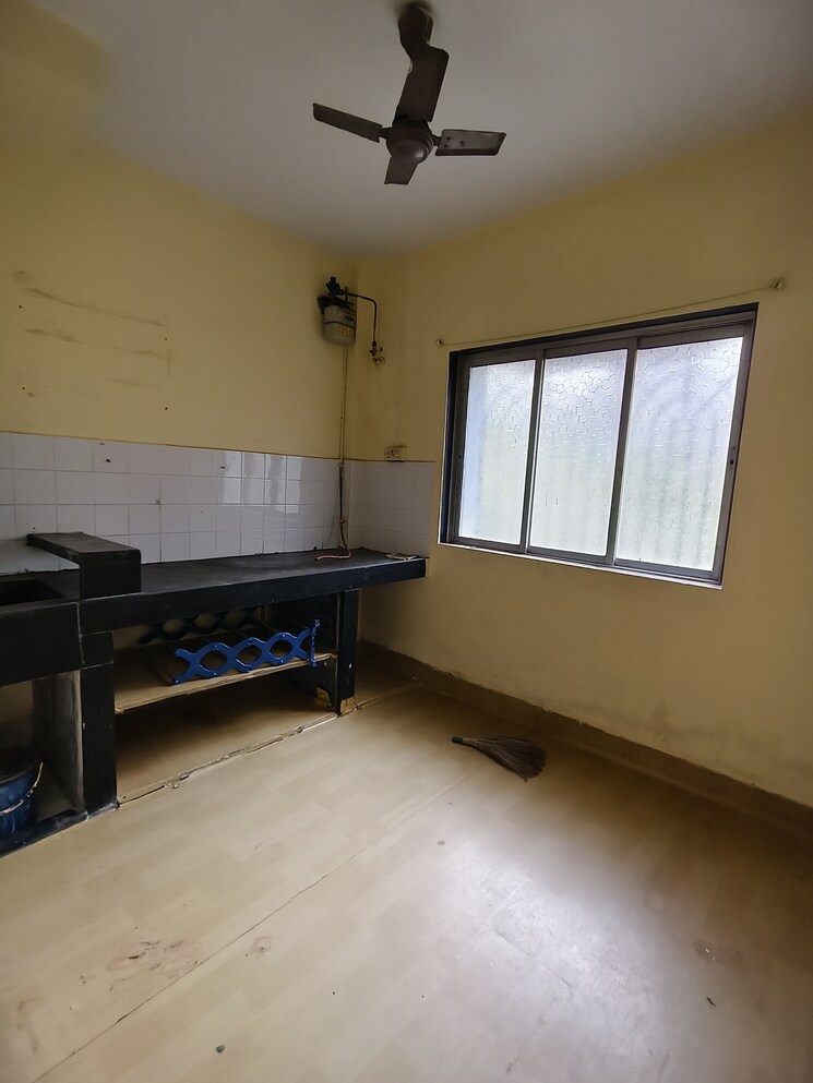 Kitchen, vasant-valley-complex 1 RK 350 Sq.Ft. Apartment In Malad East Mumbai 9515566