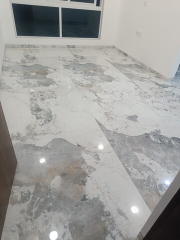 Room in 2 BHK Apartment at Vaishali CHS Dahanukar Wadi, Kandivali West – for Sale