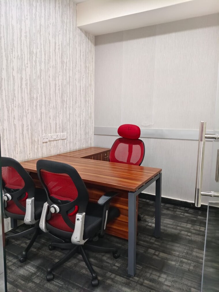 Team Area, sector 63 Commercial Office Space 4500 Sq.Ft. In Sector 63 Noida 9515560