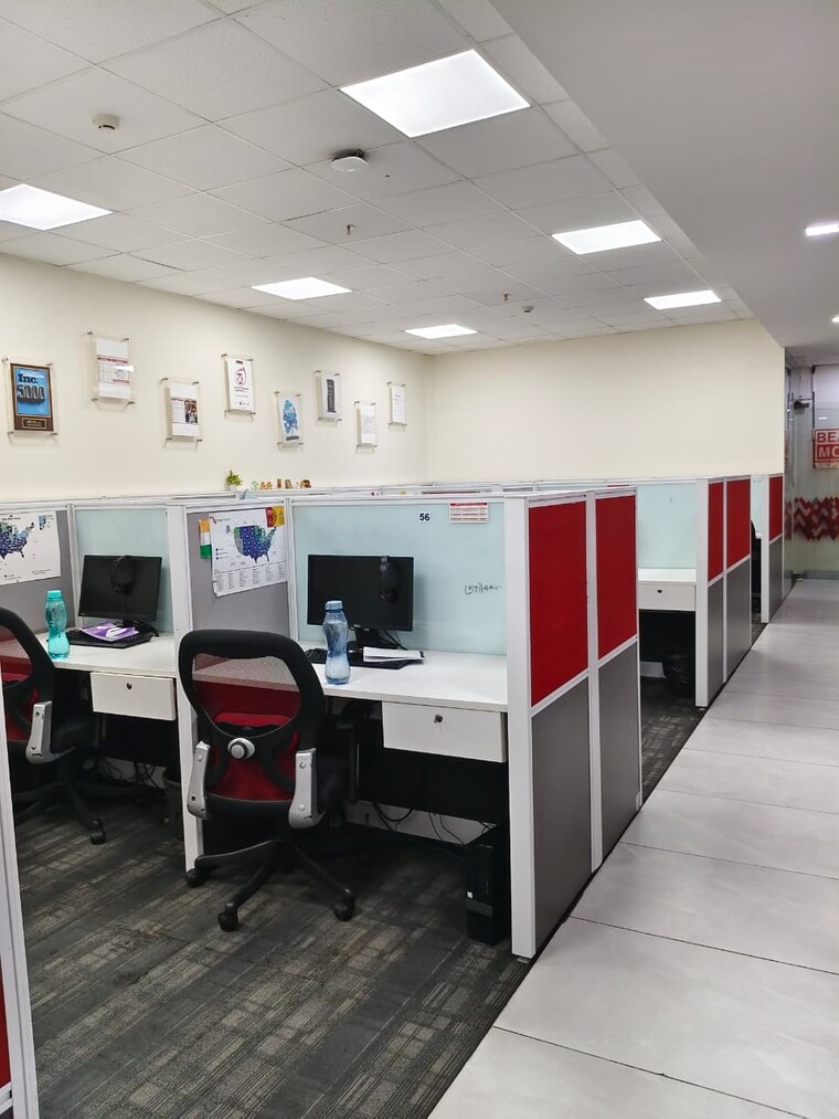 Team Area, sector 63 Commercial Office Space 4500 Sq.Ft. In Sector 63 Noida 9515560