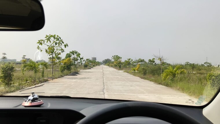 undefined, tadikonda  186 Sq.Yd. Plot In Tadikonda Guntur 9515624