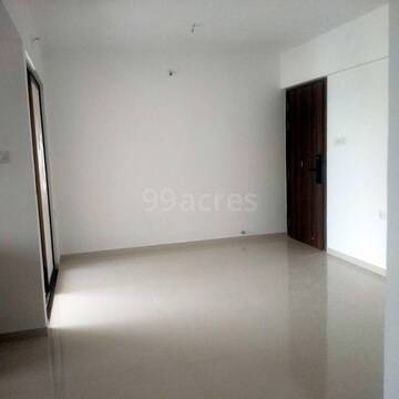 Room in 2 BHK Apartment at ARV Uthville, Kharadi – for Rent