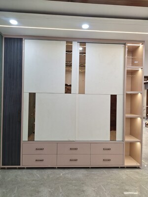 Furnished Amenities in 5 BHK Independent House at Sunny Enclave – for Sale