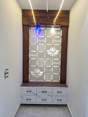 Furnished Amenities in 5 BHK Independent House at Sunny Enclave – for Sale