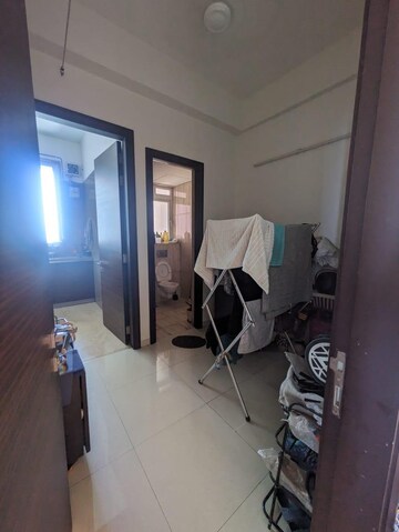 Team Area in 3 BHK Apartment at Raheja Imperia, Worli – for Rent