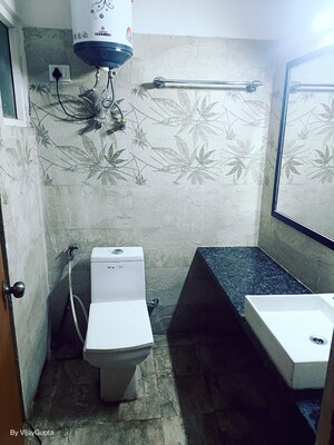 Team Area in 1 BHK Apartment at Paramount Golfforeste, Zeta I Greater Noida – for Rent