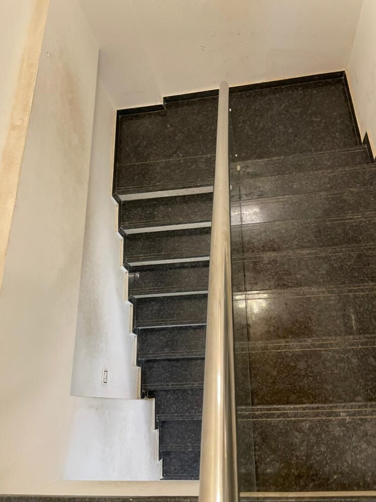 undefined, vijay-annex-3 4 Bedroom 1300 Sq.Ft. Penthouse In Waghbil Thane 9515795