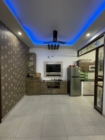 Room in 2 BHK Apartment at Patiala Road – for Rent