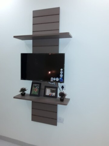 Furnished Amenities in 2 BHK Apartment at Patiala Road – for Rent