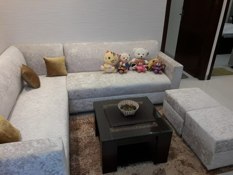 Living Room, patiala road 2 Bedroom 1650 Sq.Ft. Apartment In Patiala Road Zirakpur 9515782