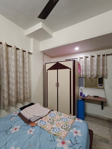 Bedroom in 3 BHK Apartment at Vashi Sector 28 – for Rent