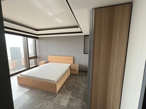 Room in 3 BHK Apartment at Lodha Trump Tower, Worli – for Rent