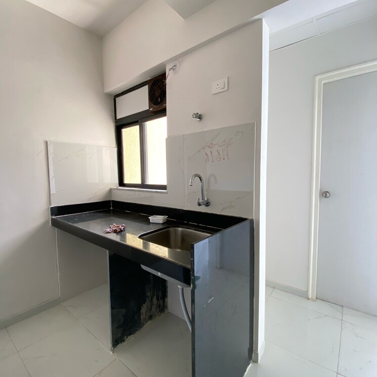 Kitchen, runwal-gardens-phase-2 1 Bedroom 467 Sq.Ft. Apartment In Kalyan Shilphata Road Thane 9515794