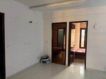 Room in 1 BHK Apartment at Vip Road – for Rent