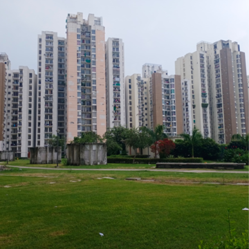 3.5 BHK Apartment – Exterior View View at Jaypee Greens Aman, Sector 151 - for Rent